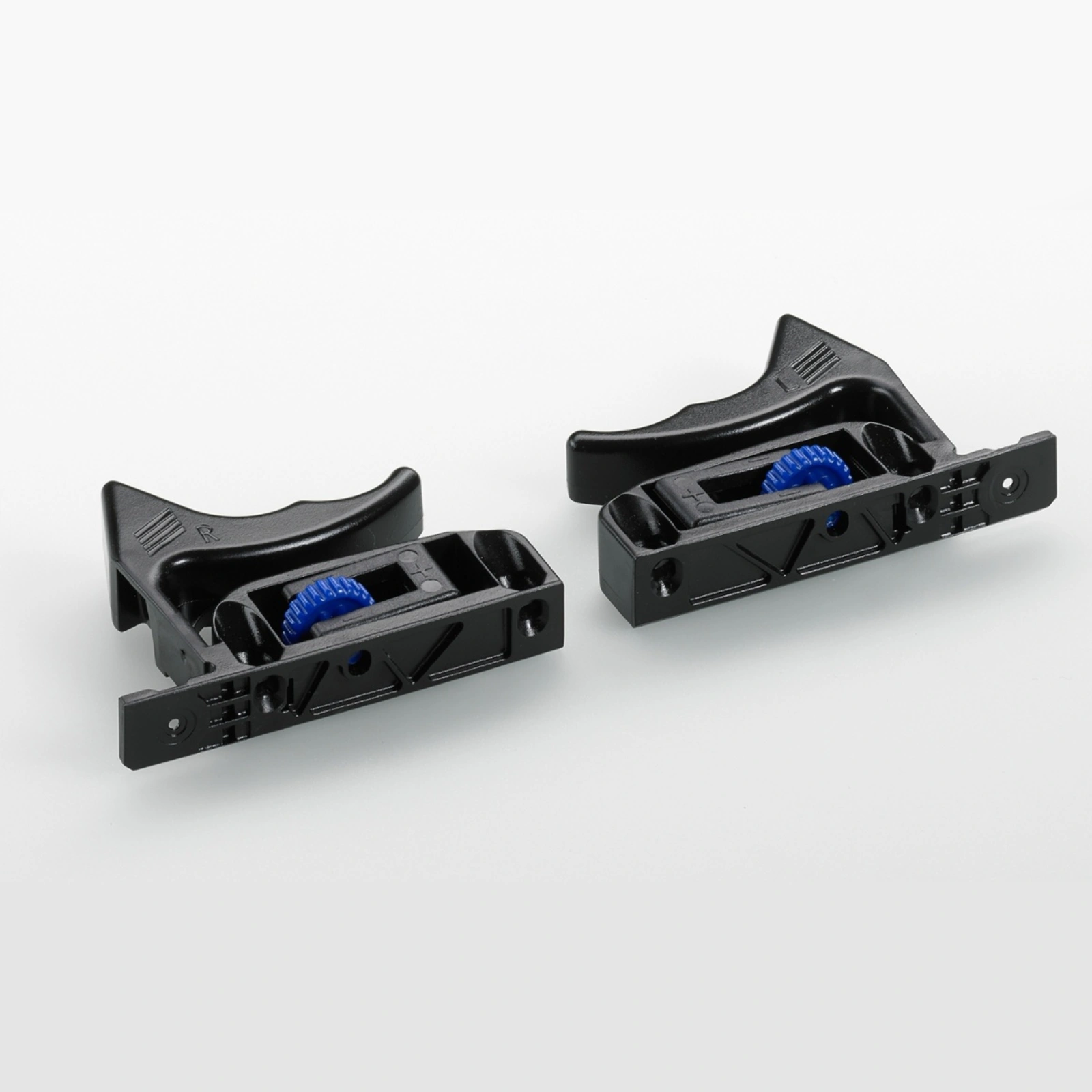 Accessories Slides, Front Catch Quadro V6/Quadro 25, Left, Plastic. 465445.